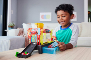 Mattel Disney Pixar Cars - Túnel de Lavagem Color Changers